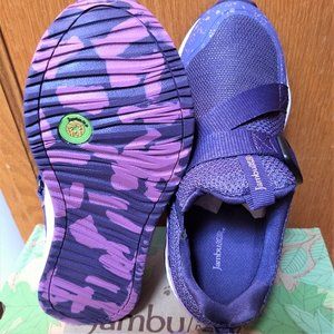 NWT Jambu  Girls shoes Size 3 Age 10-12 Purple adjustable strap MACHINE WASHABLE